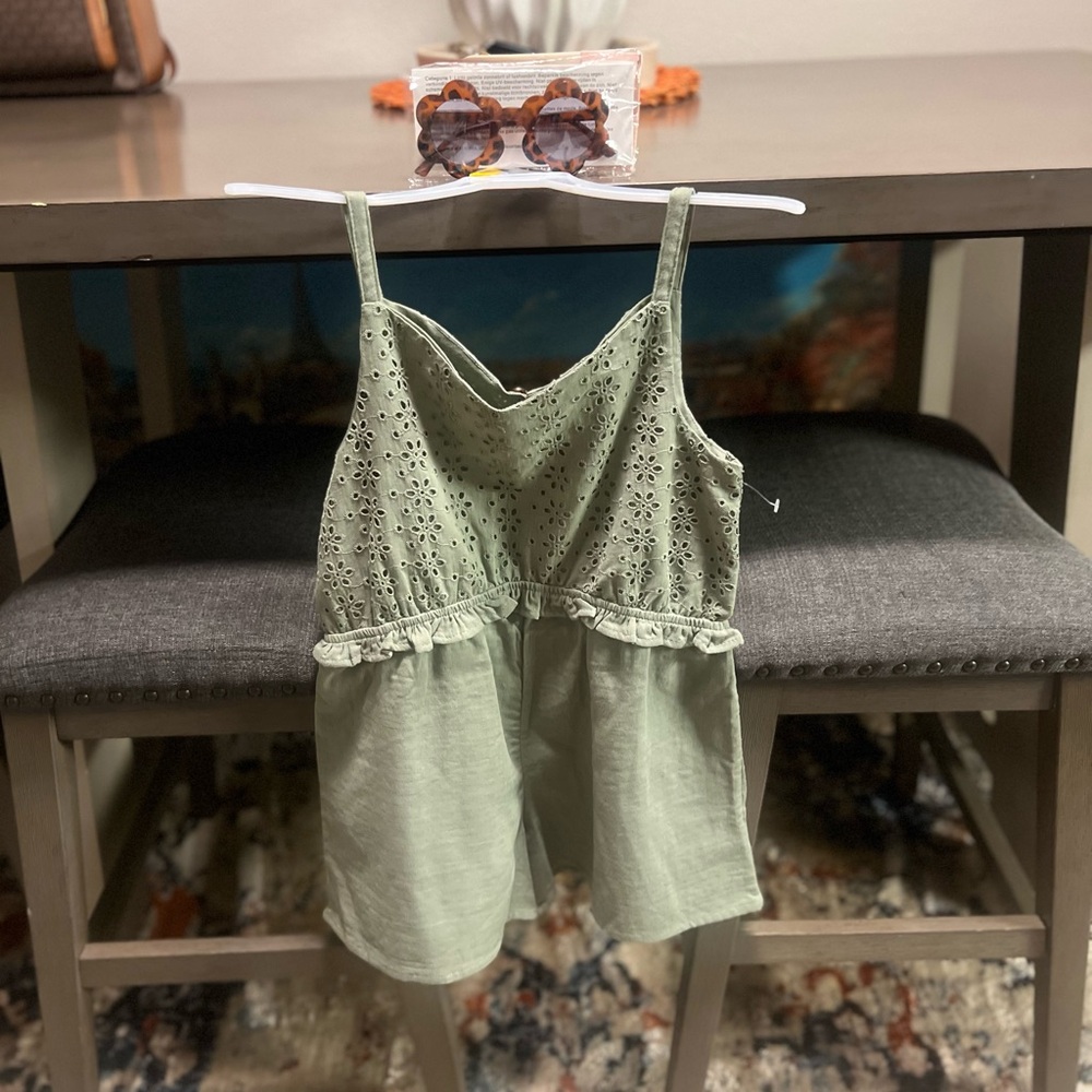 Cupcakes & Cashmere Kids Green Eyelet One Piece also come with sunglasses